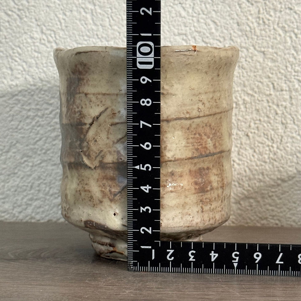Thumbnail: F034)Hagi ware Yuka Matsuo Matcha bowl (Cylinder Type)