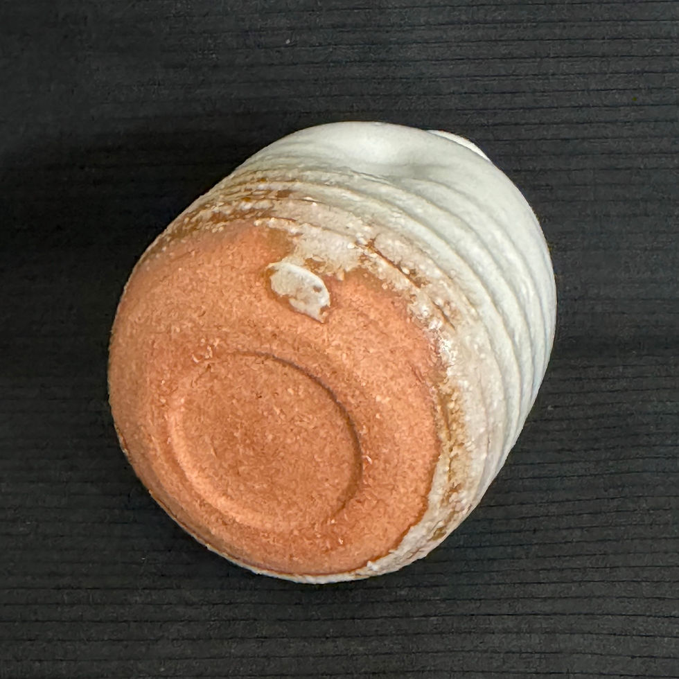 Thumbnail: C047)Hagi ware Hagidono sake bottle ,vase
