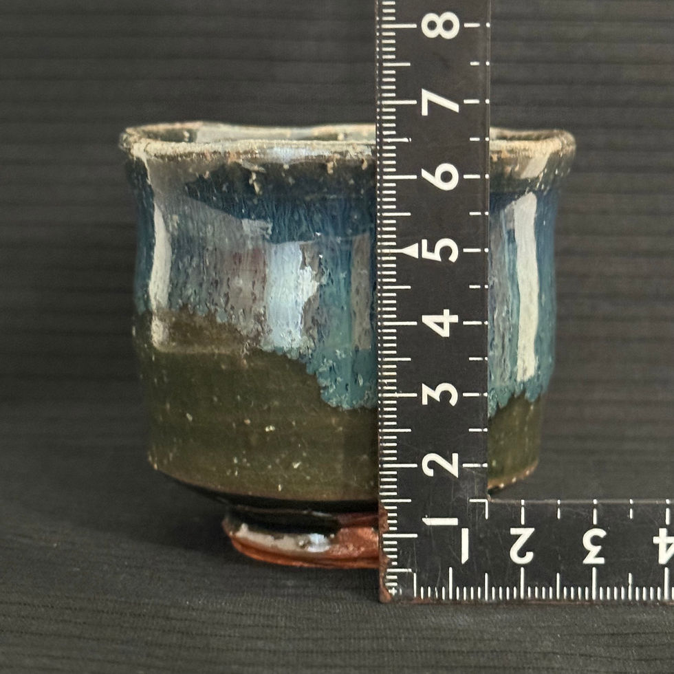 Thumbnail: L074)Hagi ware Yuka Matsuo sake cup,espresso cup