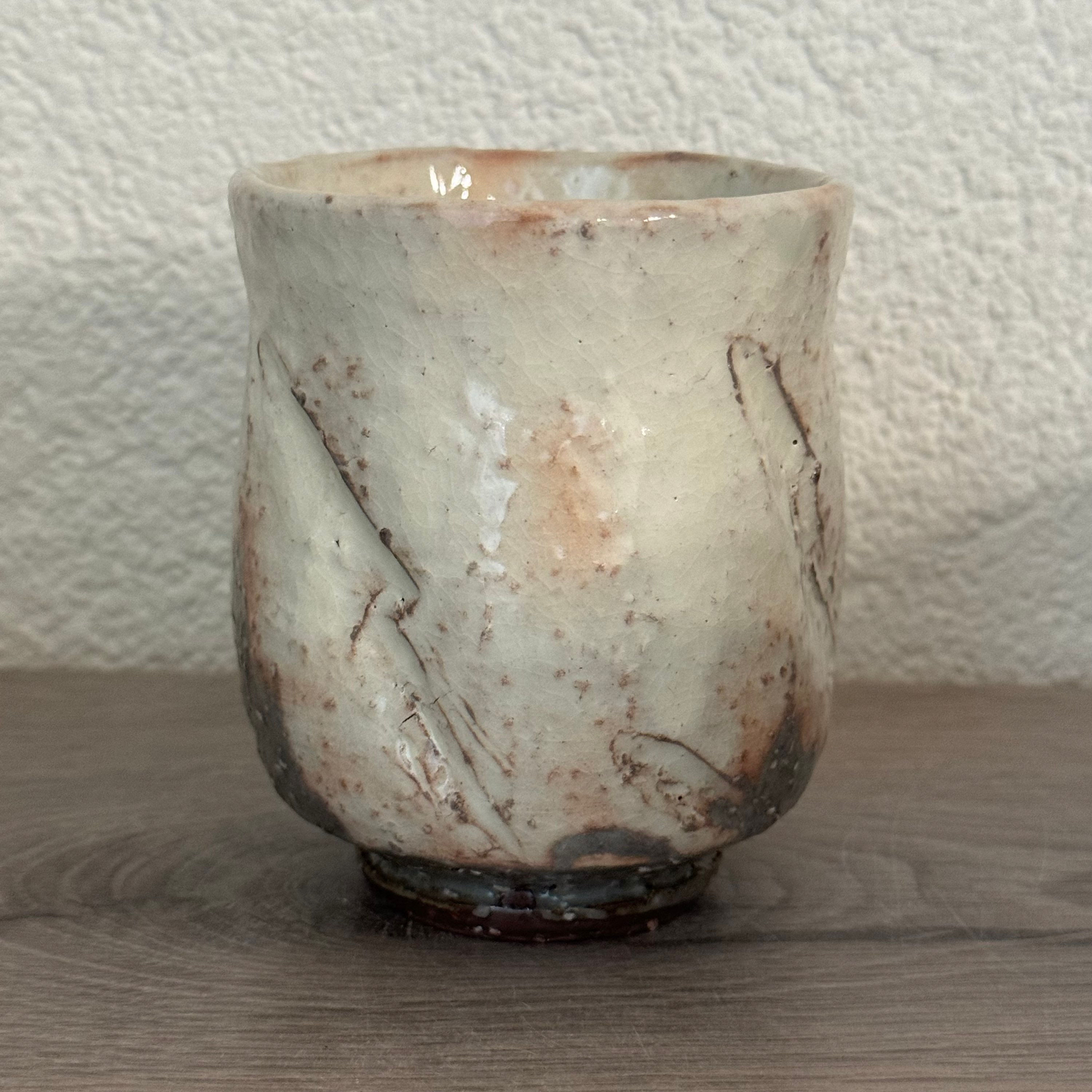 F044) Hagi ware Yuka Matsuo tea cup