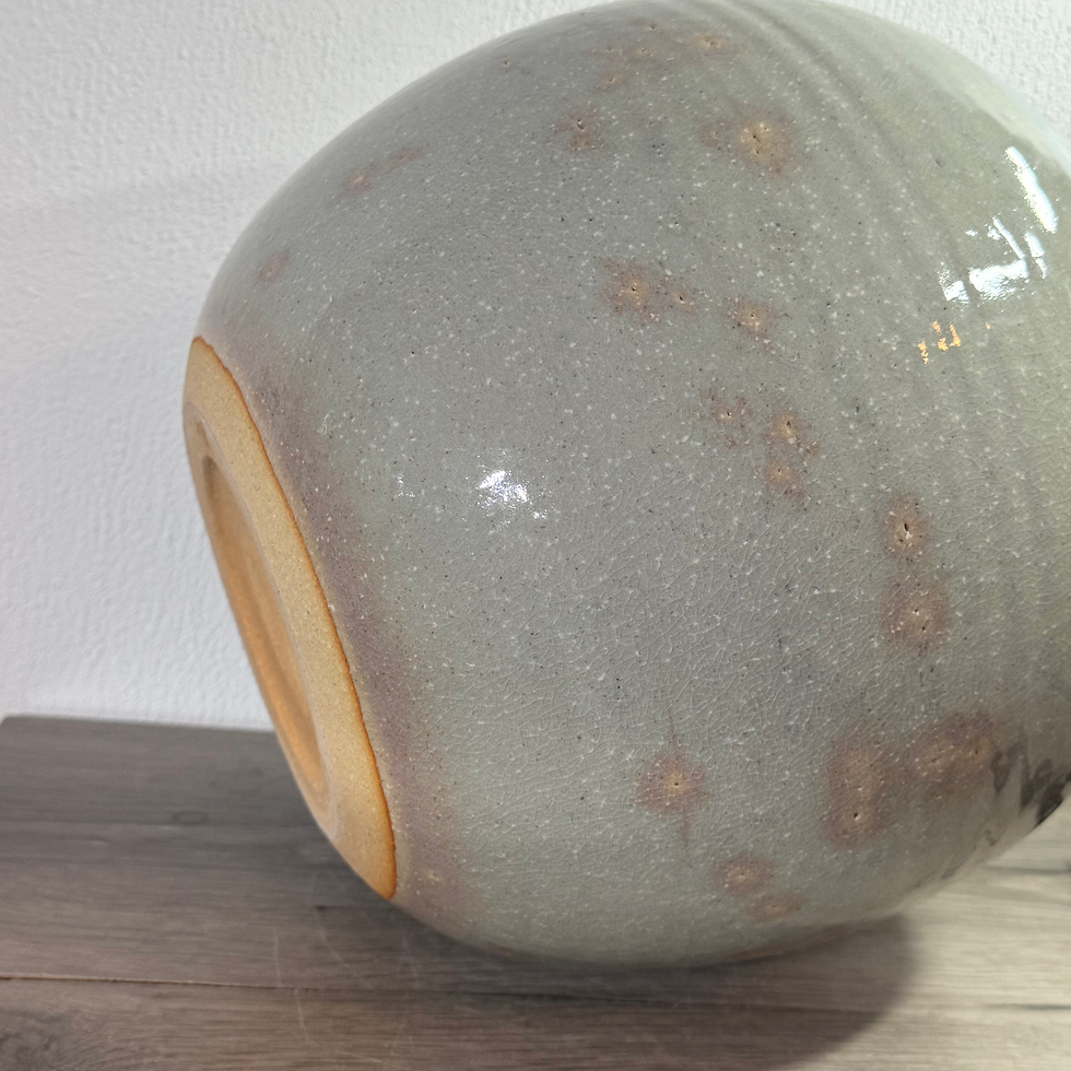 Thumbnail: LL04)Hagi ware  Vase Senshu Okada