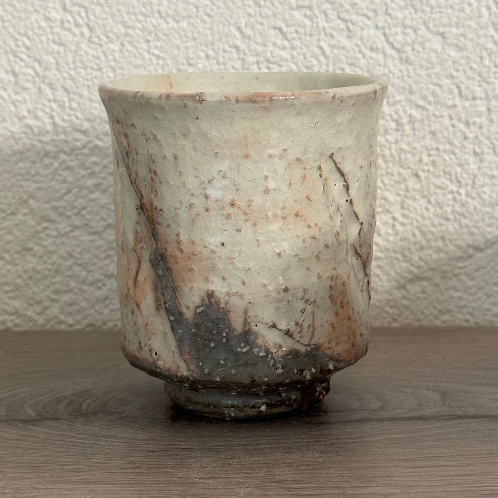 Thumbnail: F043) Hagi ware Yuka Matsuo tea cup