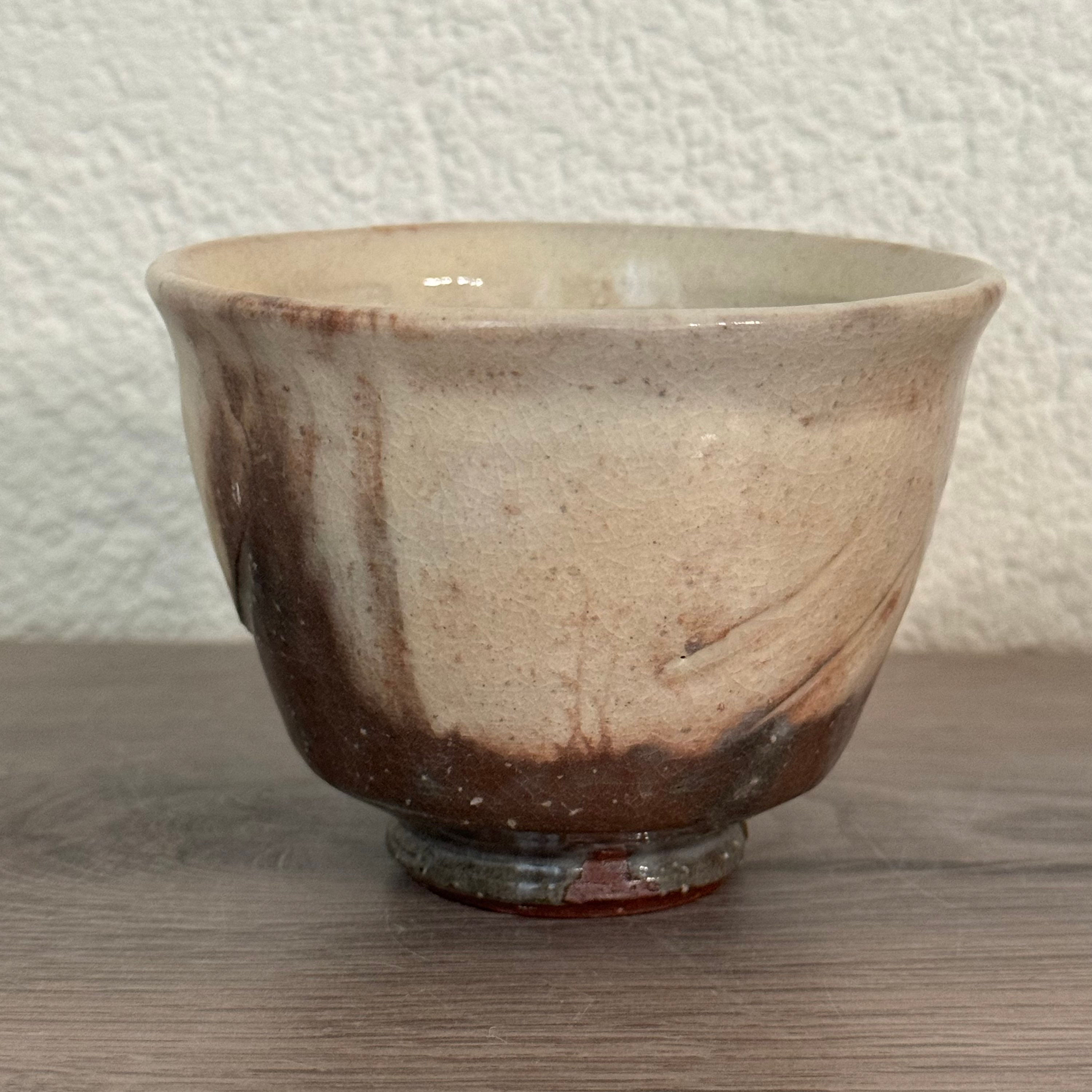 D082)Hagi ware Yuka Matsuo tea cup