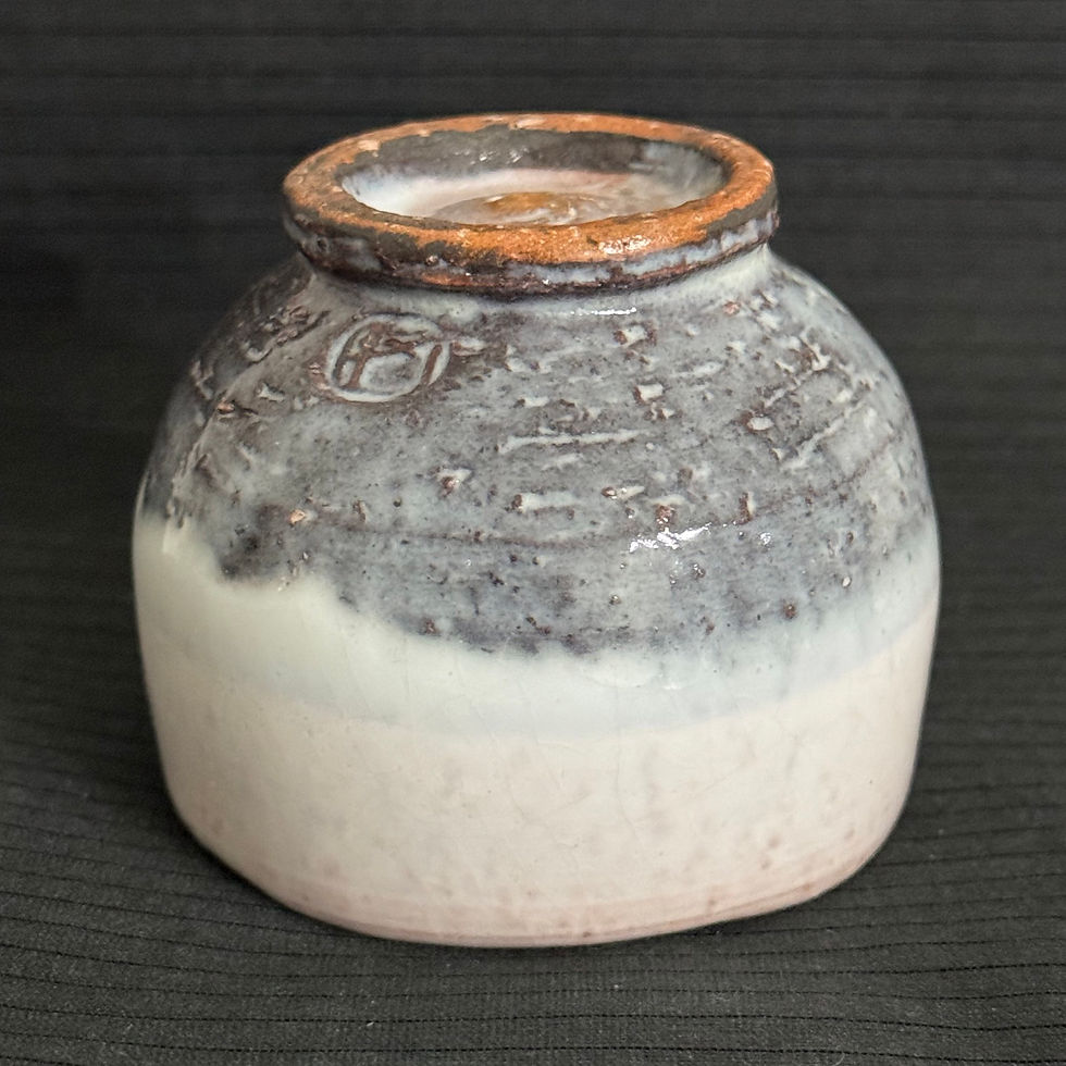 Thumbnail: N046)Hagi ware Kunisuke Nakahara espresso cup,sake cup