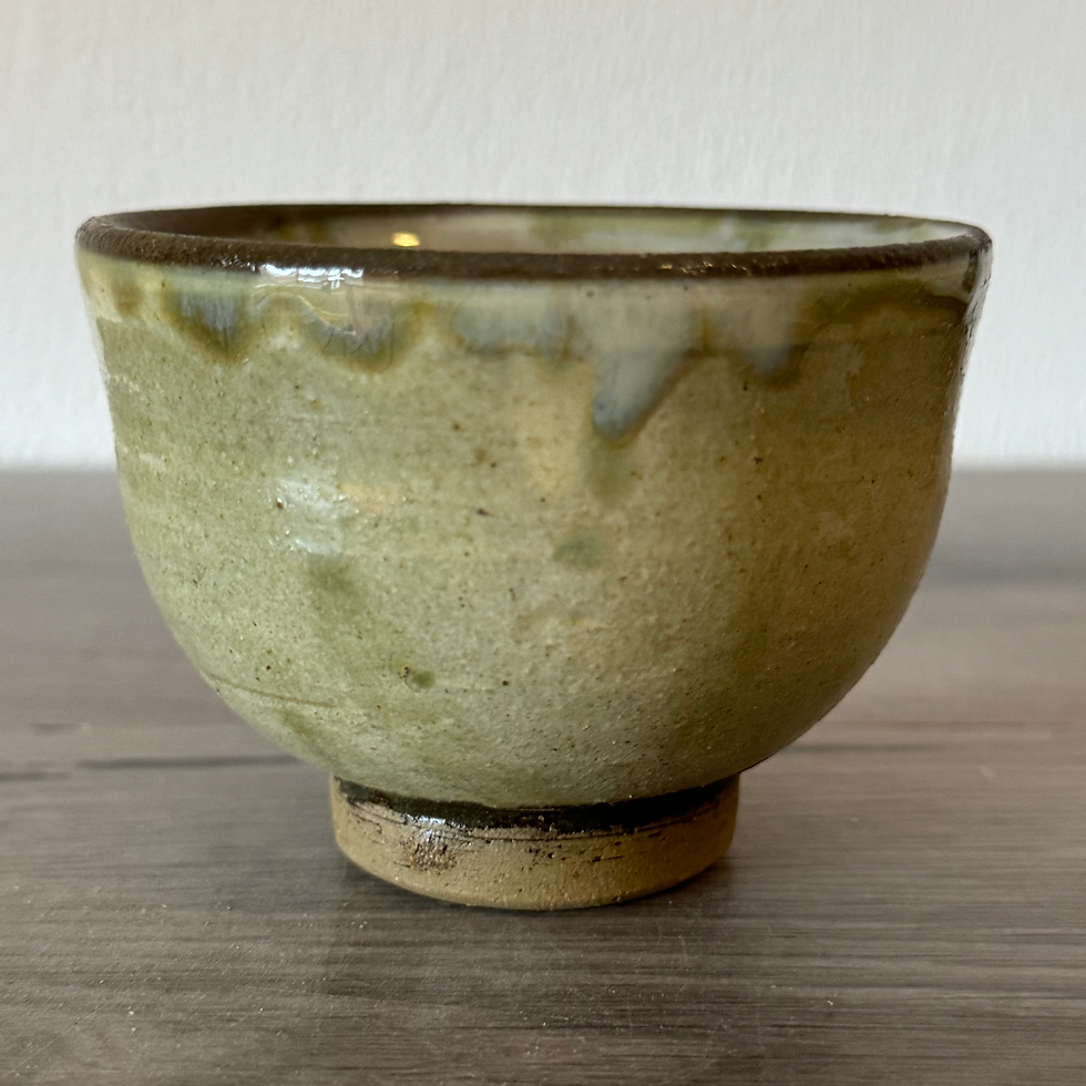 Thumbnail: JJ06) Onta ware tea cup