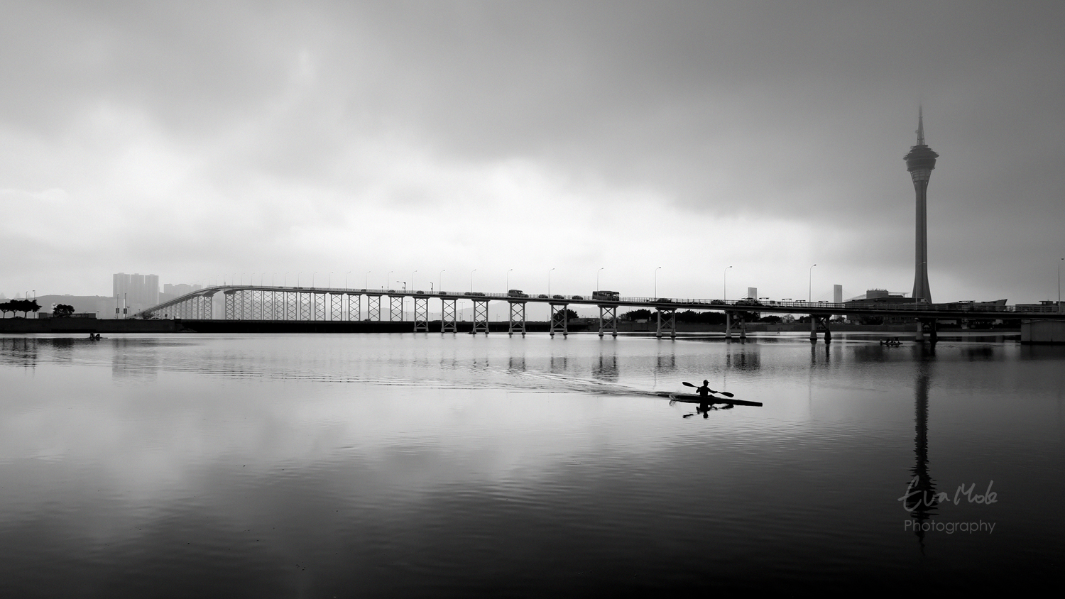 Nam Van Lake | 南灣湖