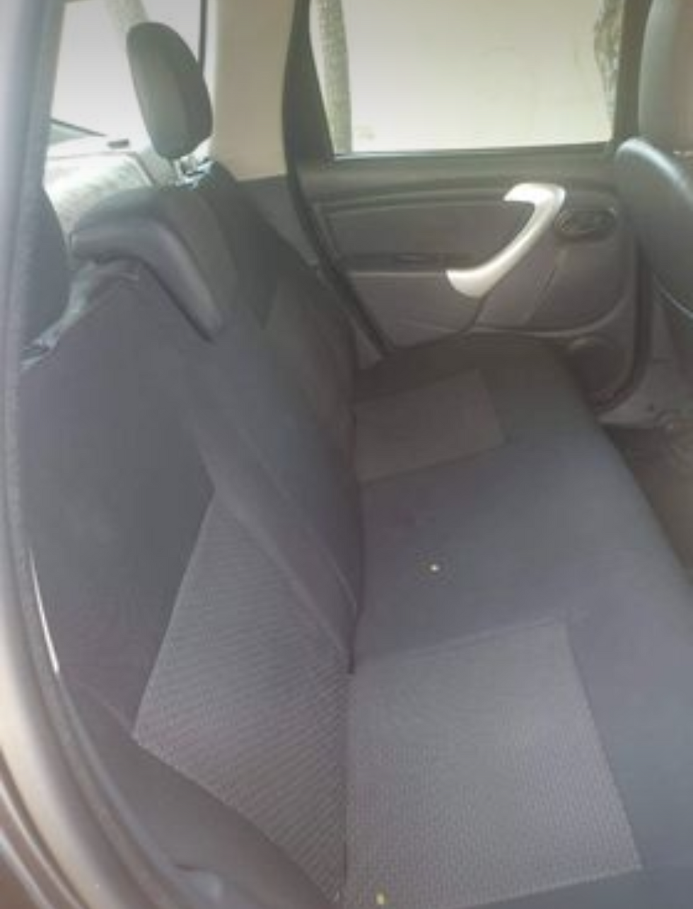 Thumbnail: 2014 Renault Duster 1.6 SUV