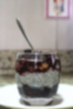 pudim de chia com geleia de amora caseira - ótimo café da amanhã simples e rápido