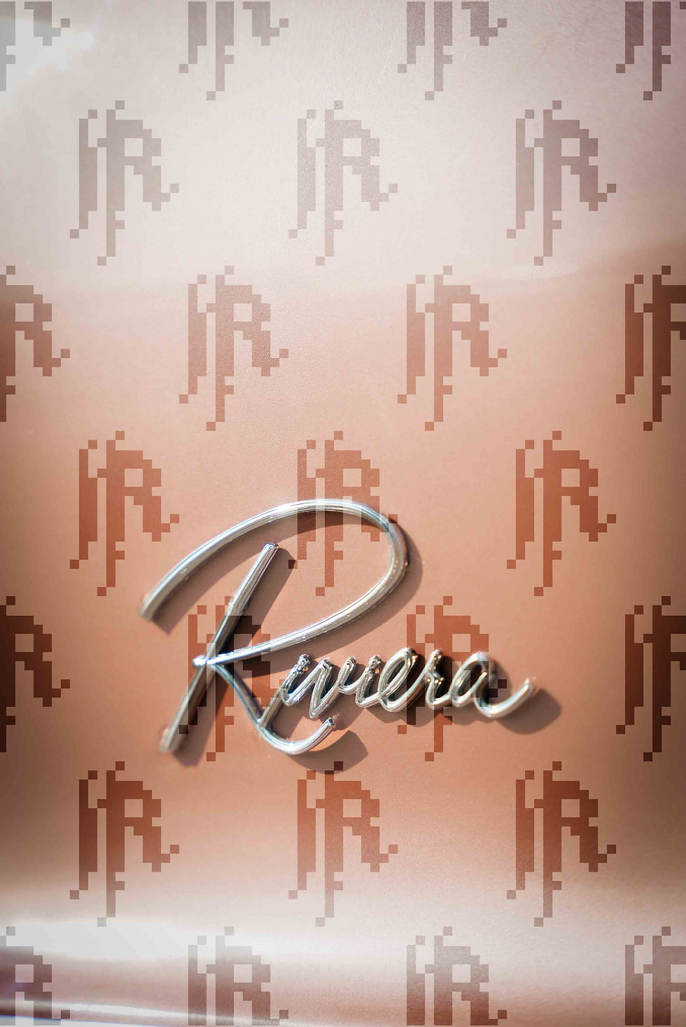 Thumbnail: Pink Buick Riviera