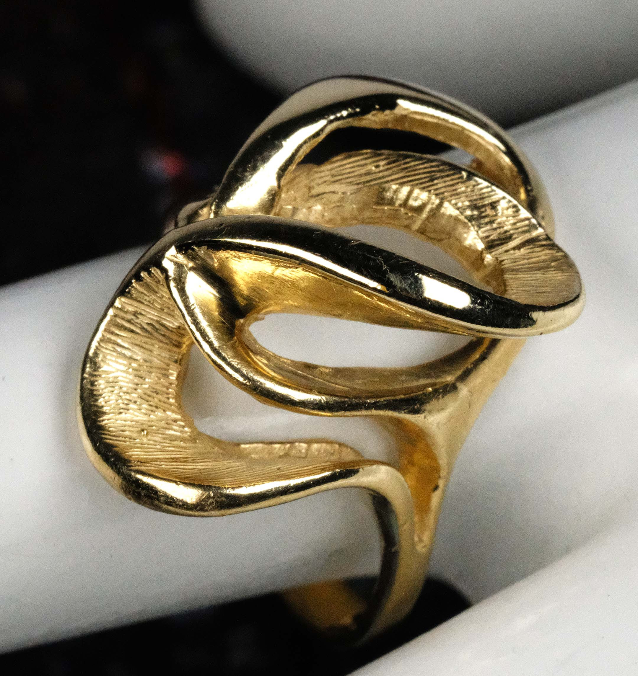 Vintage Solid 14K Yellow Gold Bamboo Texture Swirl Ring 6.2gm Size 6