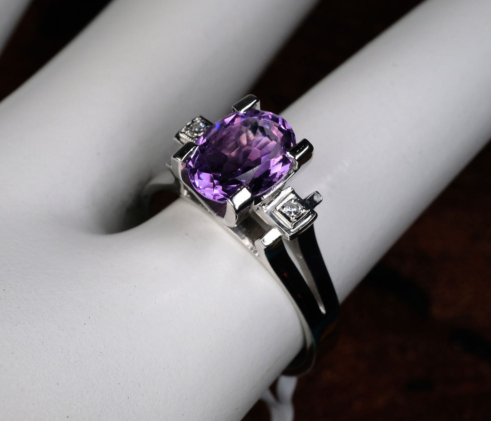 Thumbnail: Pre-Owned Palladium Amethyst Diamond Ring 5.1gms Size 7