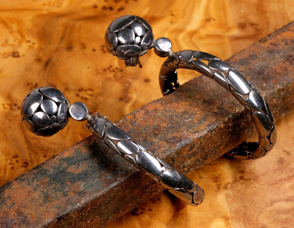 Thumbnail: Pre-Owned John Hardy Kali Pebble Sterling Silver Hoop Earrings