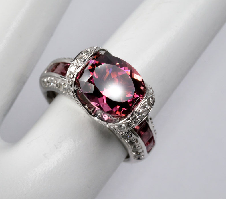 Thumbnail: Bellarri "La Petite" 18K White Gold, Pink Tourmaline & Diamond Ring
