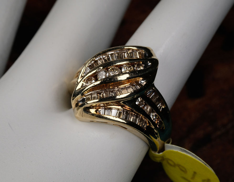 Thumbnail: Pre-Owned 10K Yellow Gold .78ctw Brown Diamond Ring 8.1gm Sz 8
