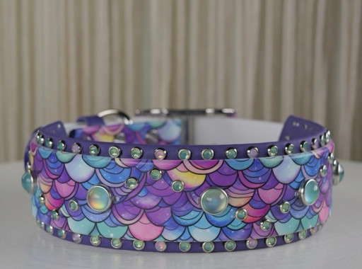 mermaid scales pattern collar