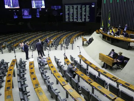 Câmara aprova a MP do aumento de margem de 5%