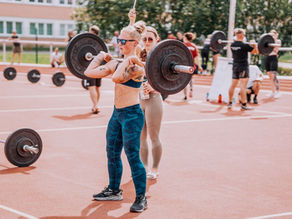 Gewichtheben im CrossFit: Tipps, Technik und Workouts für Anfänger