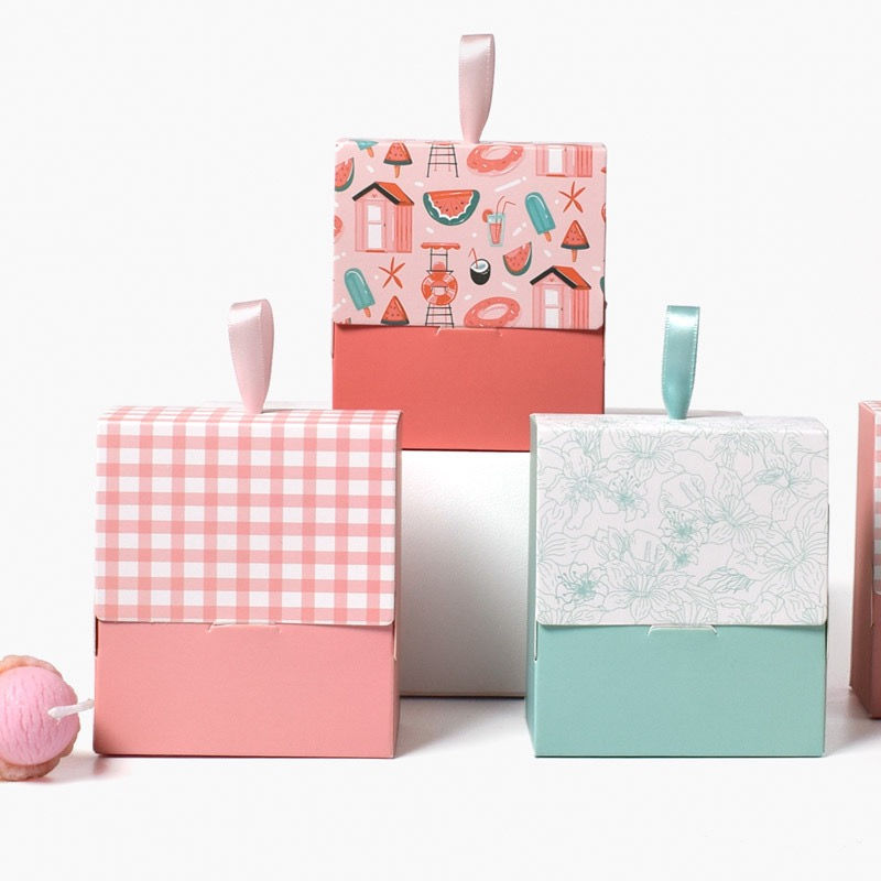 Pastel Gift Boxes with Ribbon Handle – Party Favour & Small Gift Boxes ( x8 )