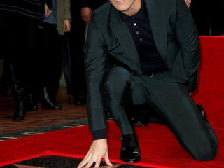 Adam Levine, cantante de Maroon 5, recibe su estrella en el Paseo de la Fama