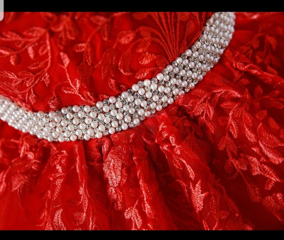 Thumbnail: Gorgeous Seeveless Evening Gown V Neck Lace Corset Back Red Wedding Dress MD732