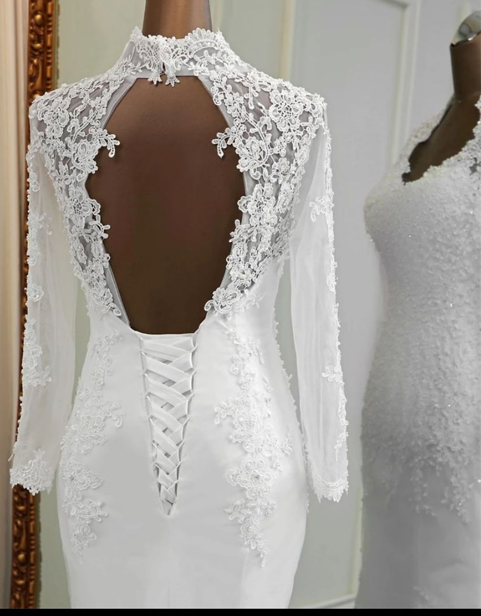 Thumbnail: Beautiful Beaded Lace High Neck Long Sleeve Mermaid Wedding Dresses MD628