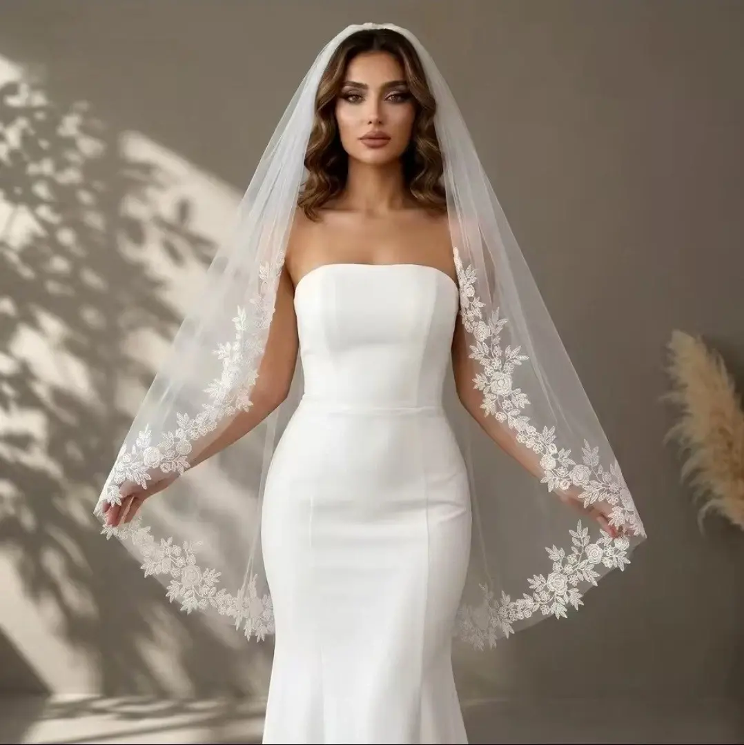 UK 1 Tier Bridal Lace Edge Fingertip 1M Length Wedding Veil With Comb MD458