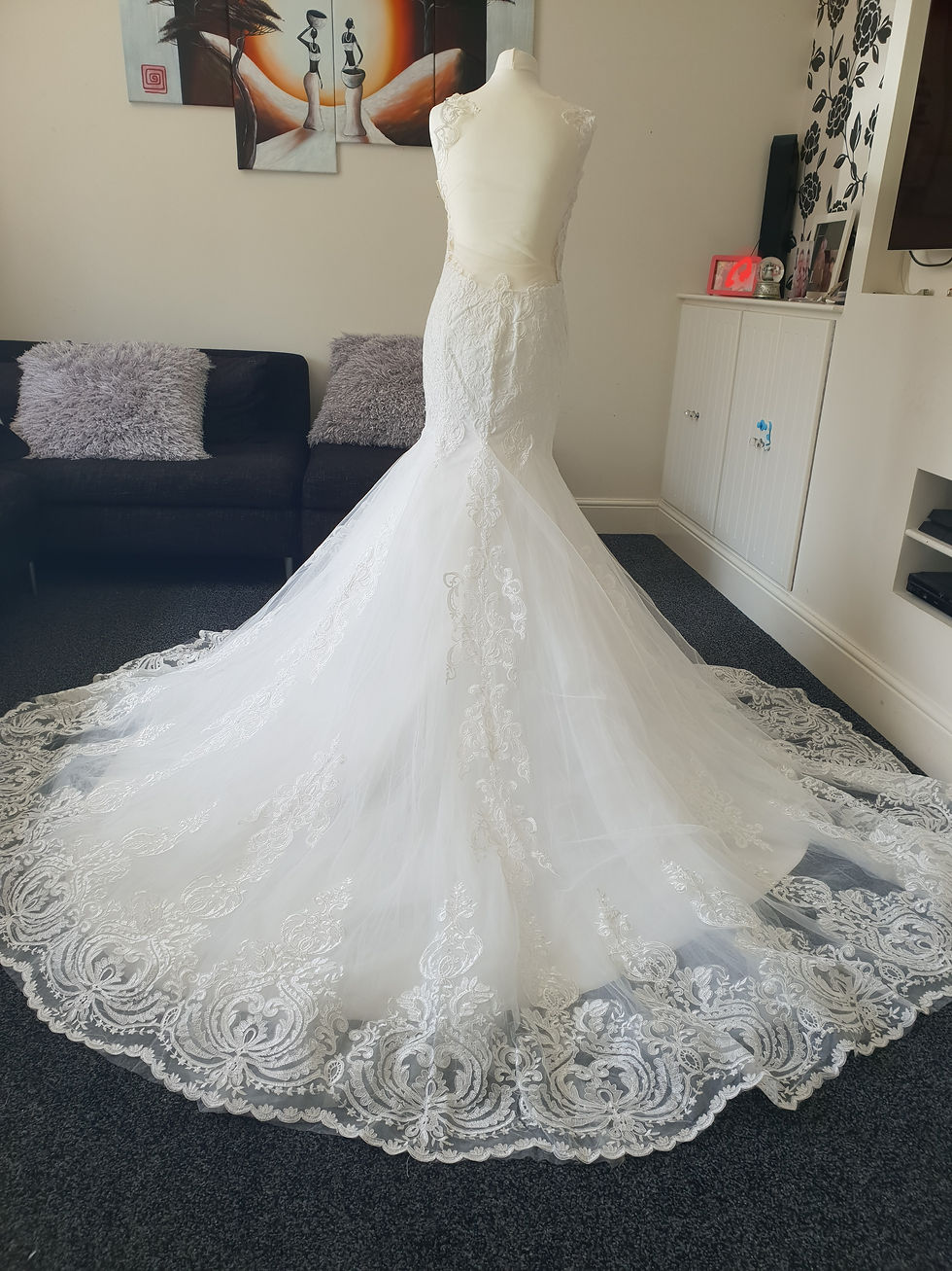 Thumbnail: Gorgeous Champagne Lace Mermaid Sheer Back Sleeveles Wedding Bridal Dress MD212