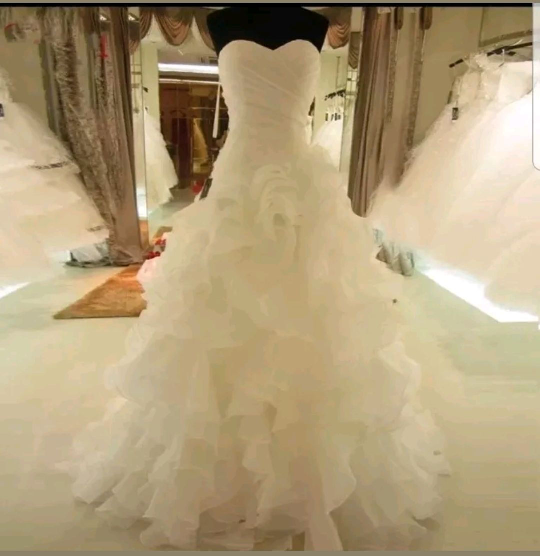 Plus Size Sweetheart Bridal Gown Ruffles A Line Organza Wedding Dress MD366