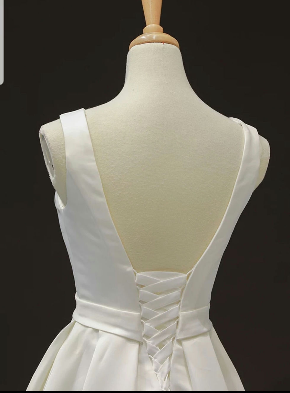 Thumbnail: Simple Plus size Bridal Satin Sleeveless A Line Beach Wedding Dress MD033