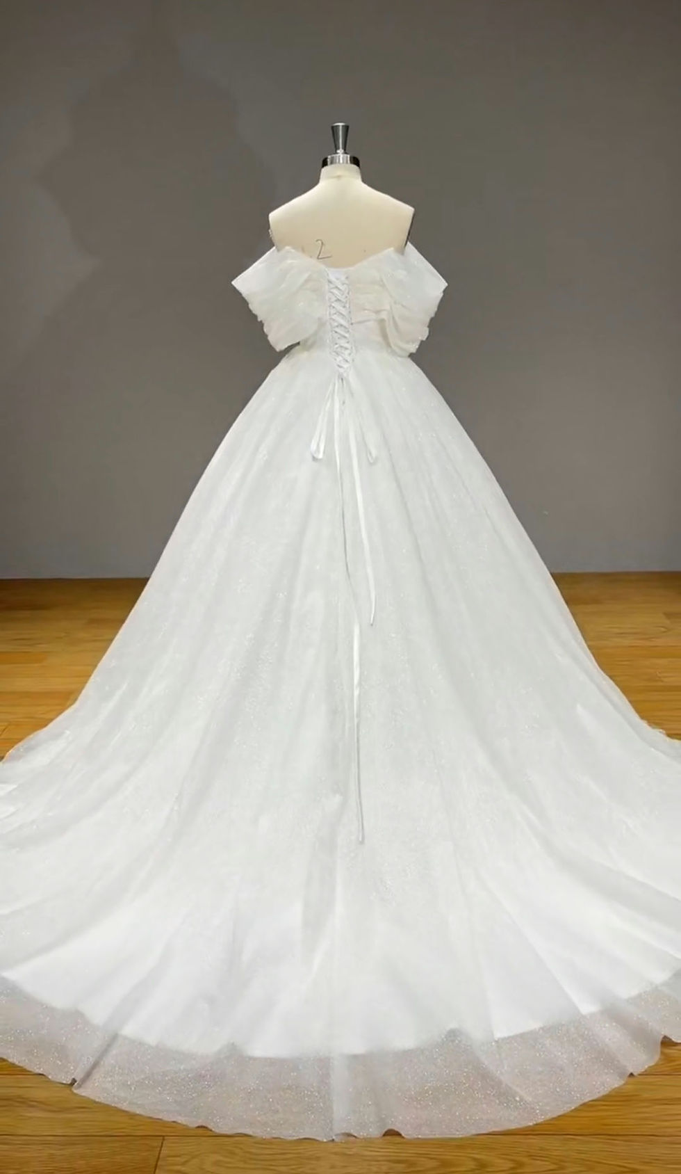 Thumbnail: UK Luxury Sweetheart Off Shoulder Glitter Affordable A Line Wedding Dress MD656