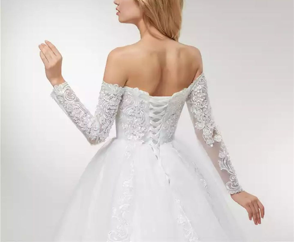 Thumbnail: Vintage Lace Appliques Long Sleeve Beaded A Line Wedding Dresses MD397