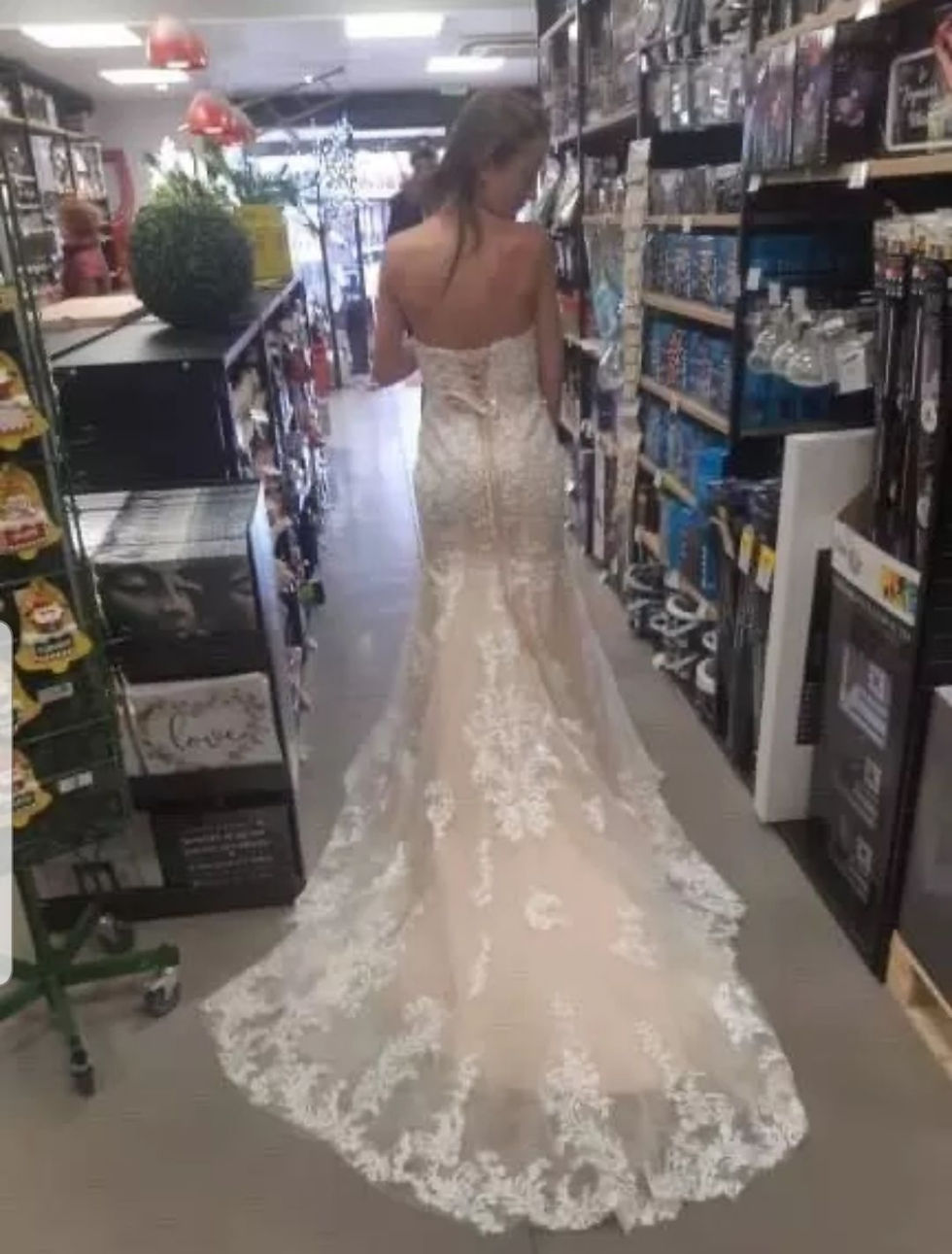 Thumbnail: strapless lace sweetheart Mermaid Beach Champagne Wedding Dress MD667