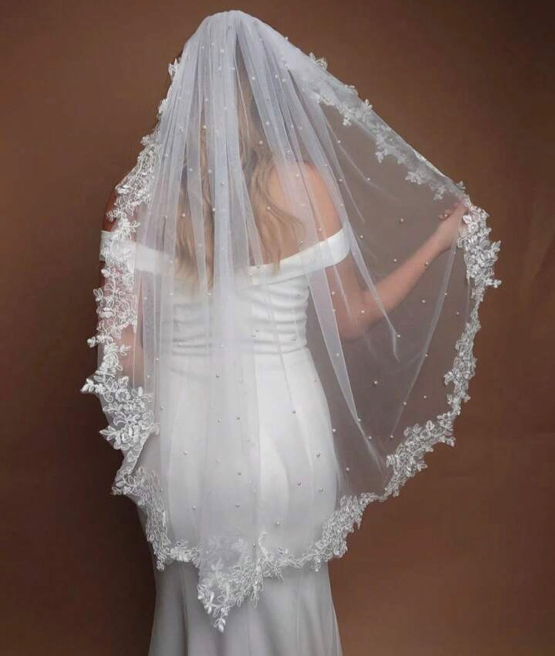 UK 1 Tier Sequins Bridal Lace Finger Tip White Ivory 1M Wedding Veil MD852