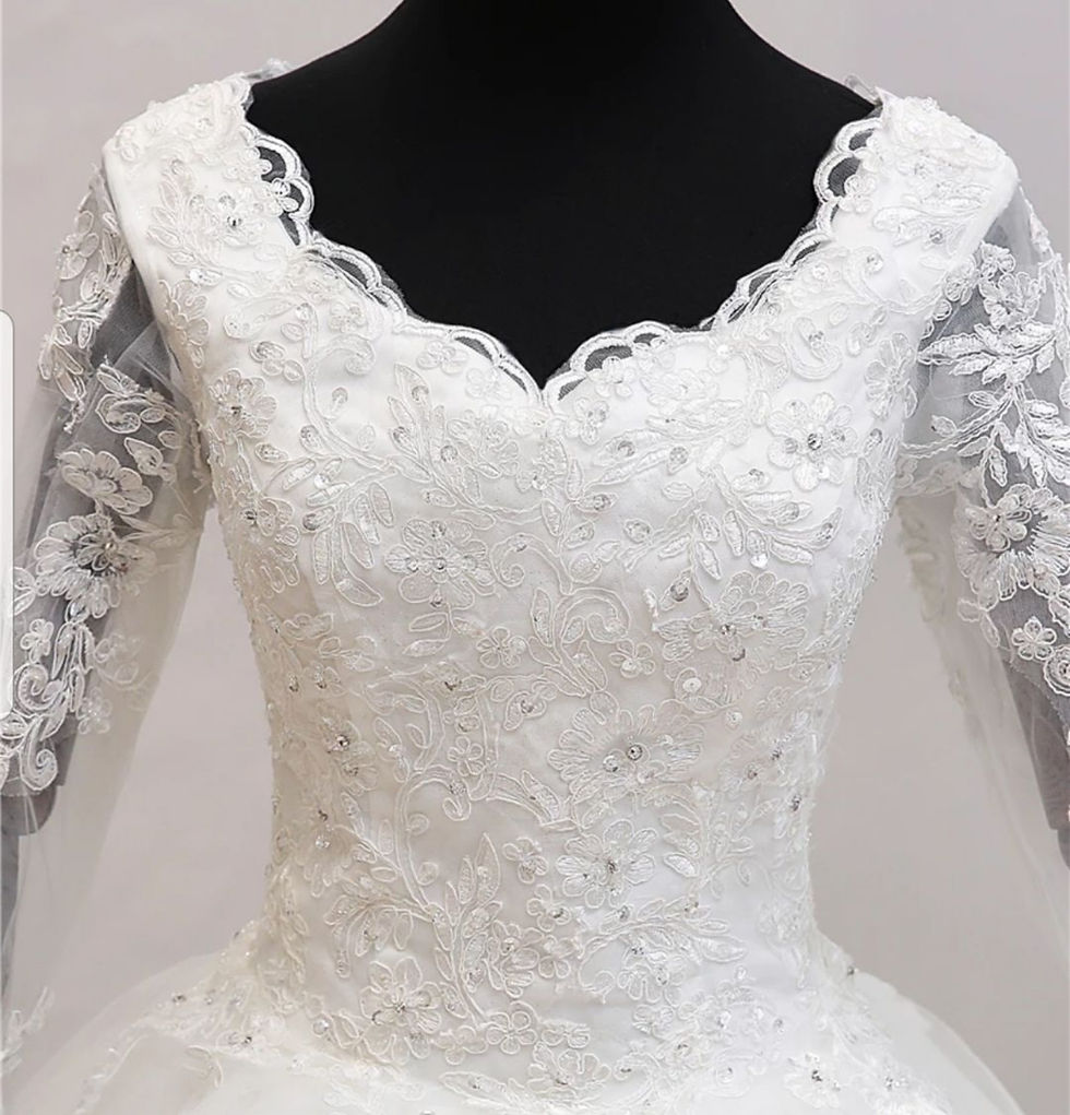 Thumbnail: Vintage Lace Bridal Gown Long Sleeve Muslim A Line Modest Wedding Dress MD531