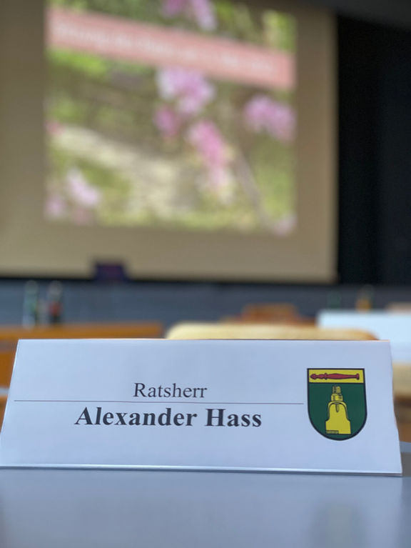 Namensschild Alexander Hass, Ratsherr