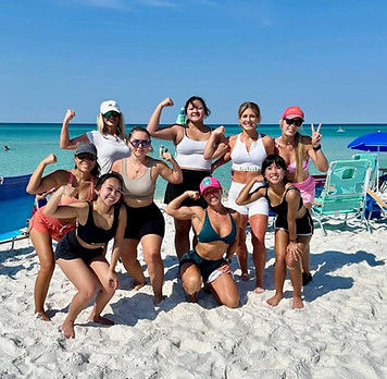 fit30a-group-fitness-class-beach-workout.jpg