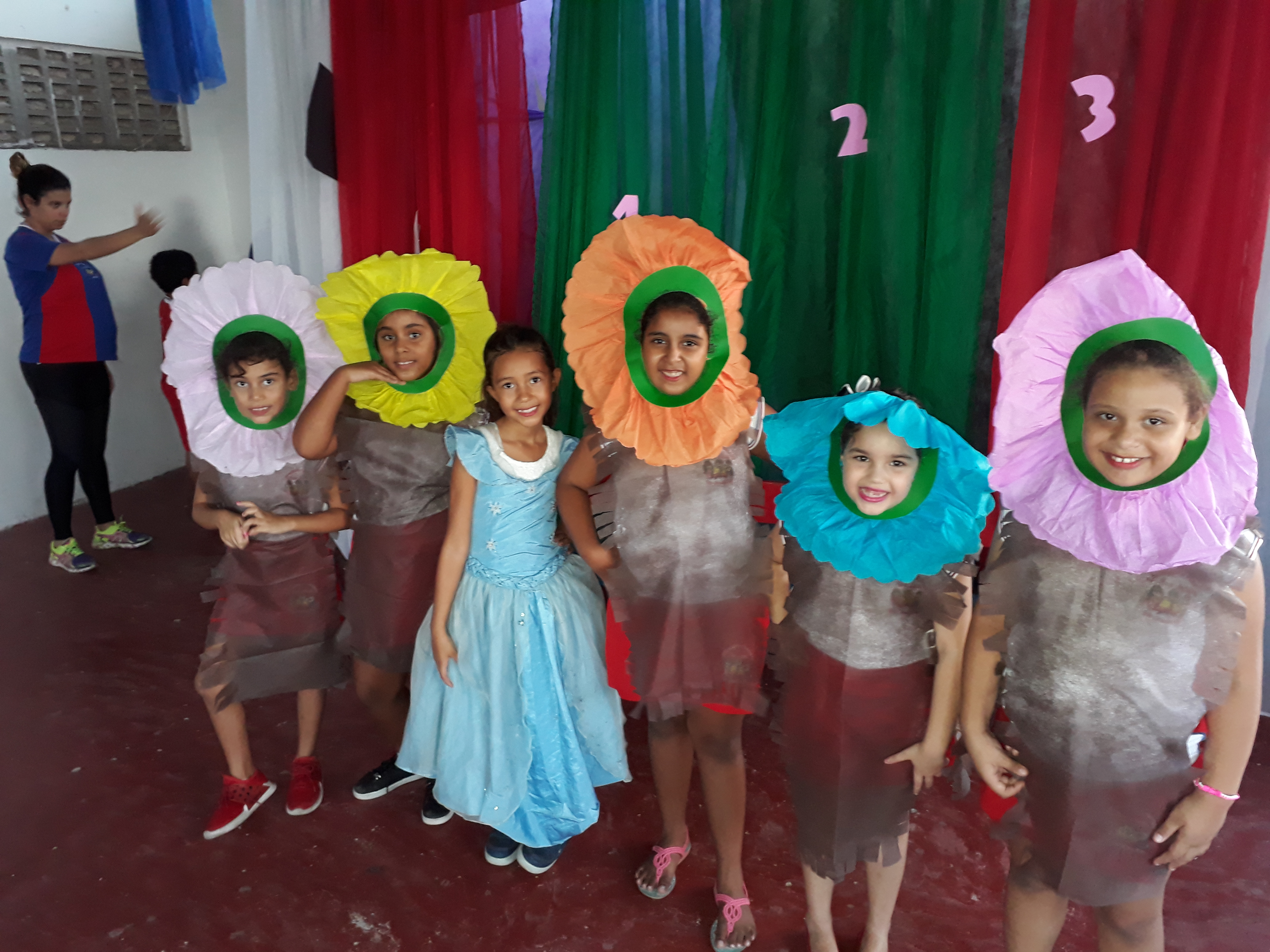 Alice no País da Matemágica