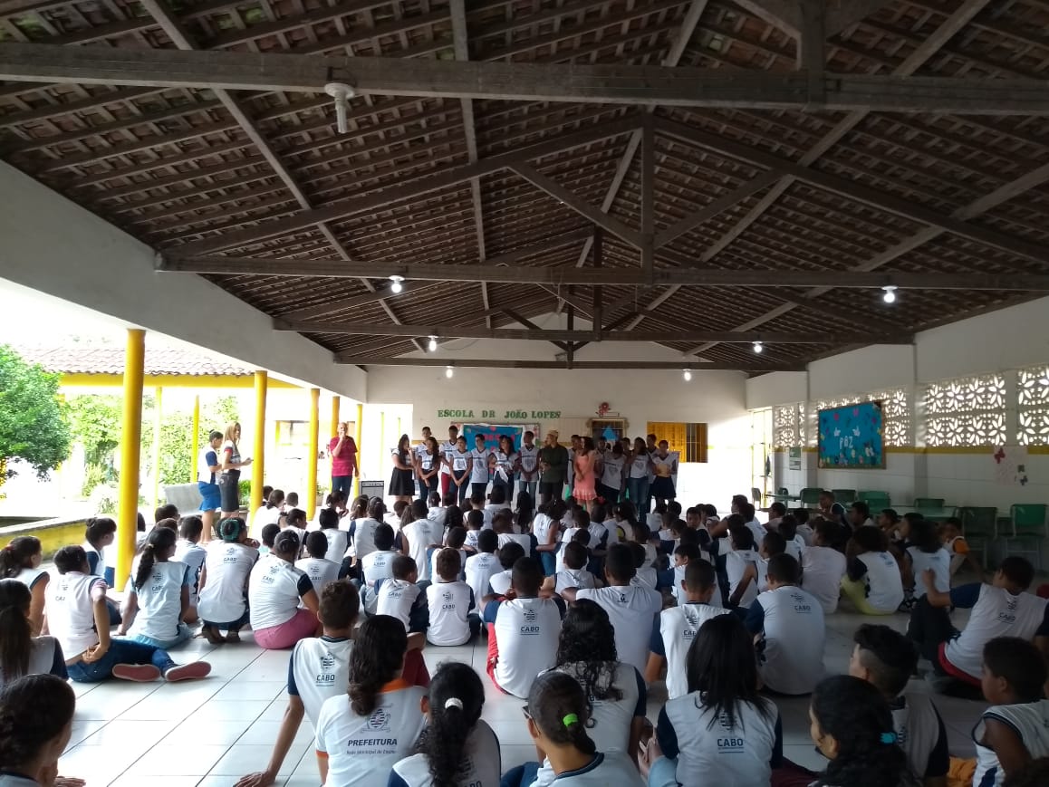 Liga Pela Paz - Escola Dr João Lopes