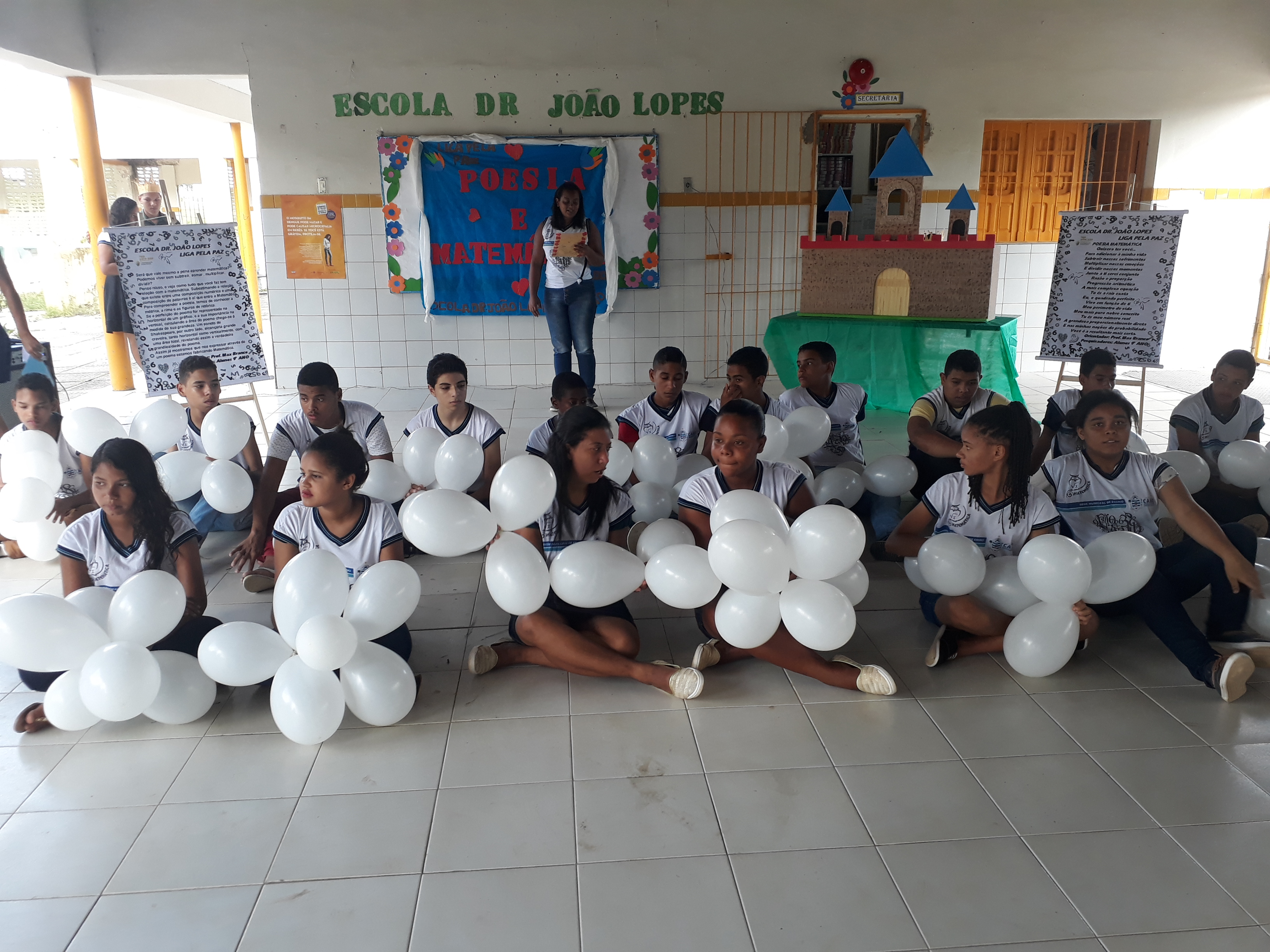 Liga Pela Paz - Escola Dr João Lopes