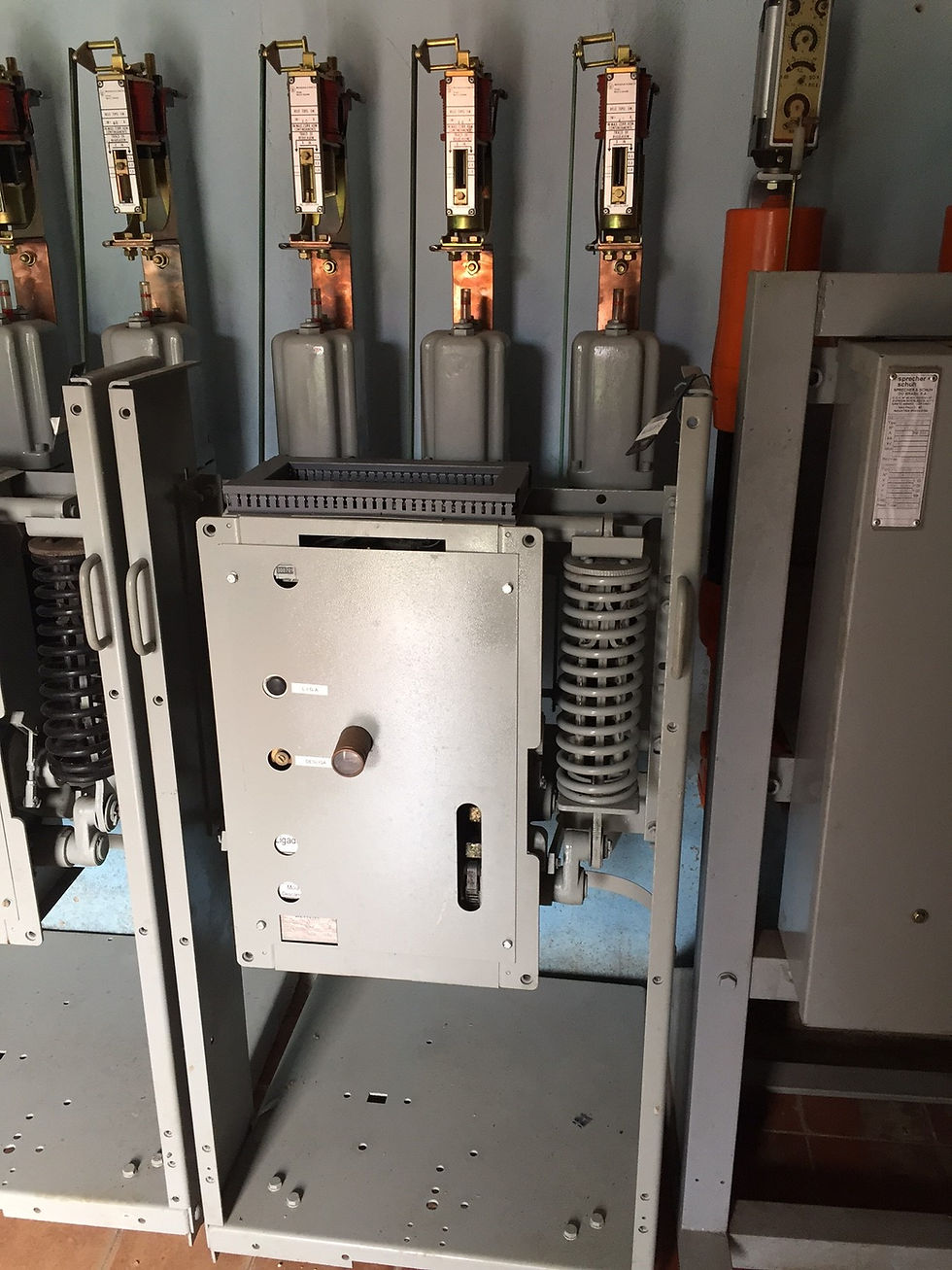 Disjuntor 15kV a Óleo