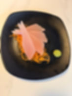 109. Half Tuna Sashimi (4 pcs)