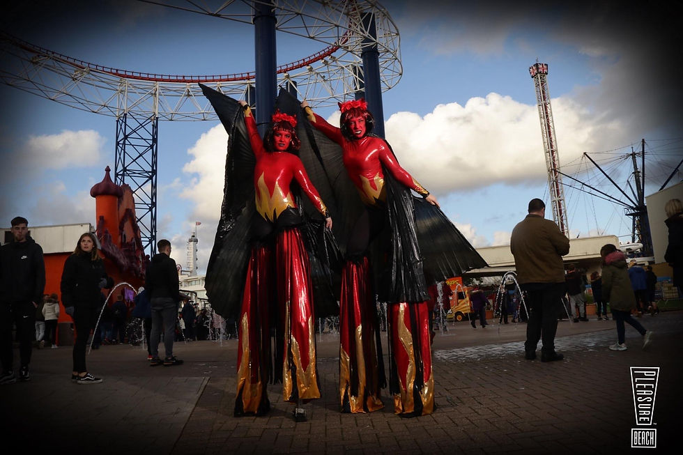 Devil Stilt-Walkers for Halloween Party Entertainment