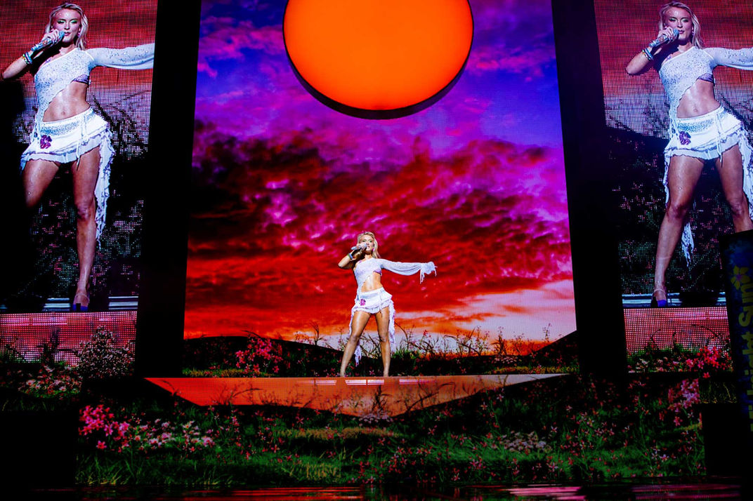 Zara Larsson - Ziggo Dome, Amsterdam - JaynoBrk - Jayno Berkhoudt - Photography