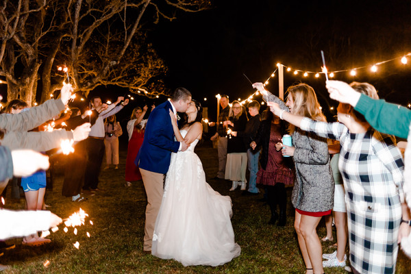 Outdoor Backyard Wedding | Alabama Wedding Photographer