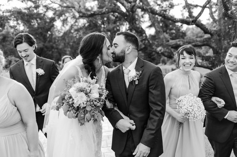 Rainy fall outdoor wedding | Alabama wedding photographer