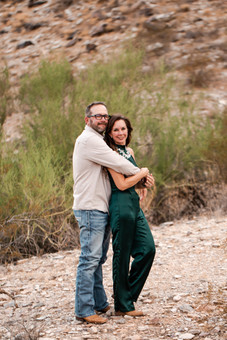 Phoenix adventure couple session | Arizona couple photographer