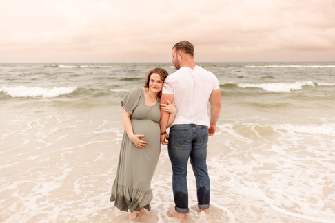 Gulf Shores beach maternity session | Alabama maternity photographer