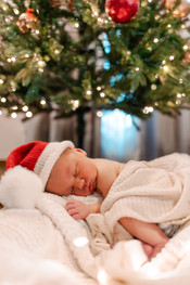 Christmas newborn session | Alabama newborn photographer