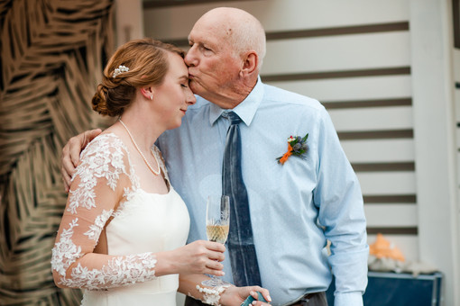 Colorful outdoor wedding | Fairhope wedding photographer