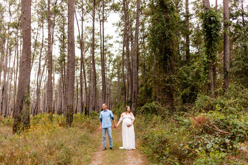 Nature maternity session | Fairhope maternity photographer